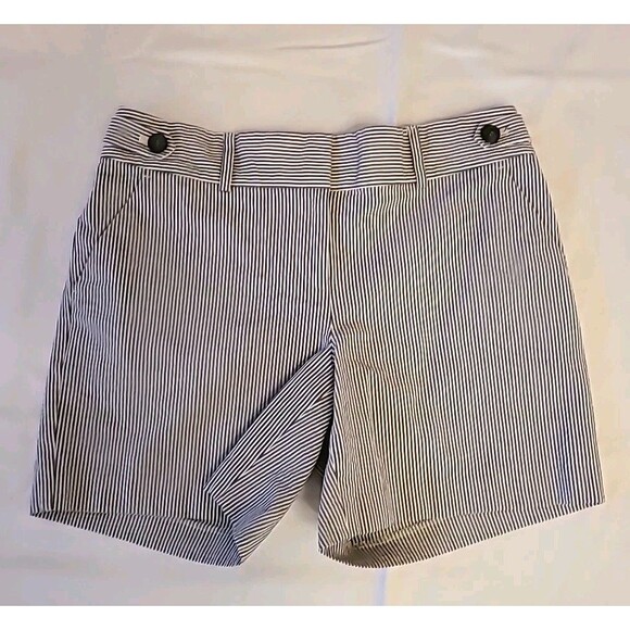 Ann Taylor Seersucker Dress Chino Shorts Women's Size 4 Pockets Stripe Zip Fly - Picture 2 of 7